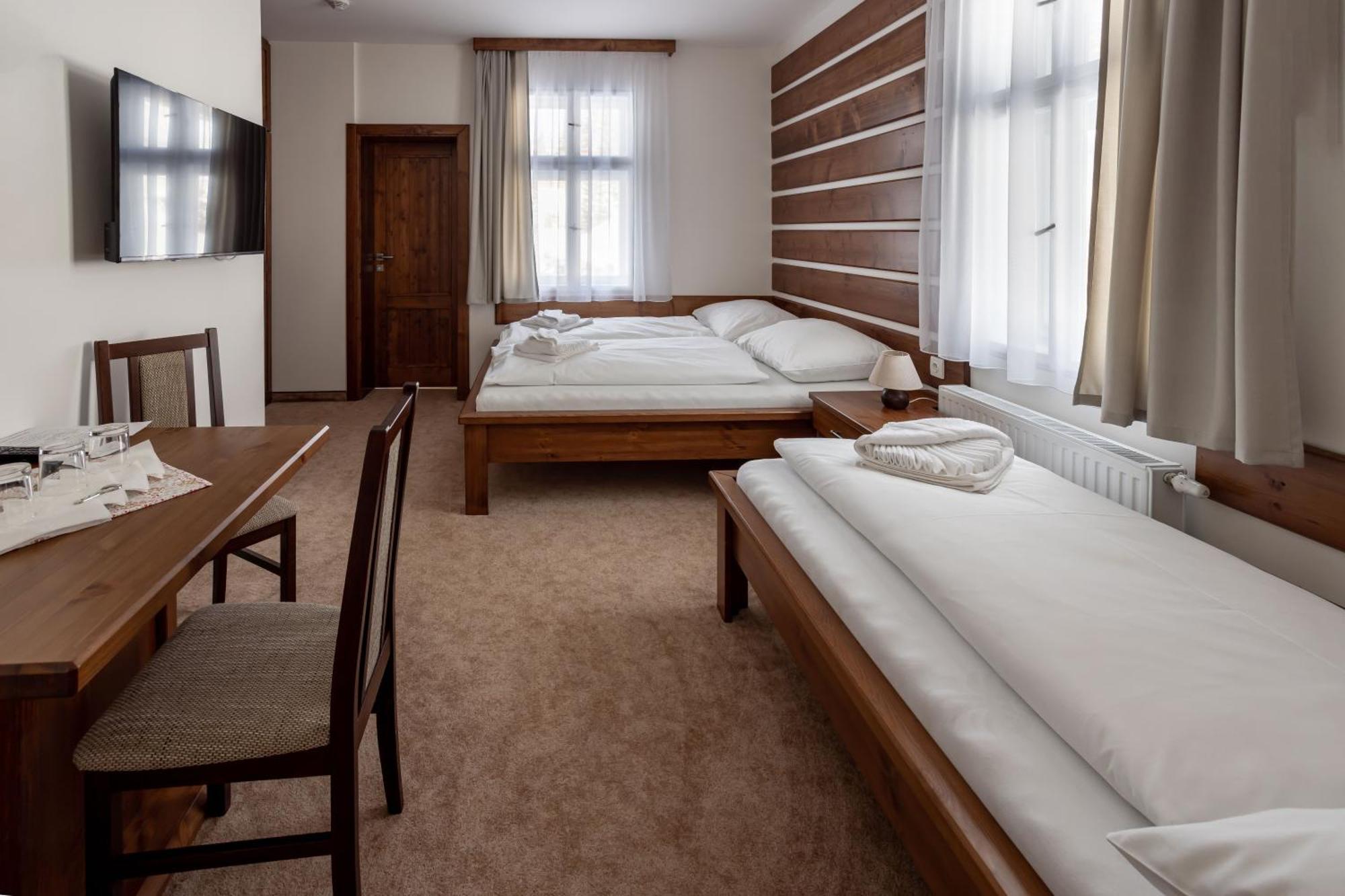 Hotel Slavie Špindlerŭv Mlýn Exterior foto